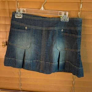 Dollhouse denim mini skirt size 7/8.